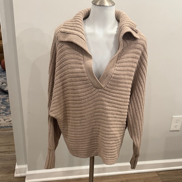 Fashion Nova Oversized Small Thick Cozy Tan Knit Sweater - Picture 1 of 7